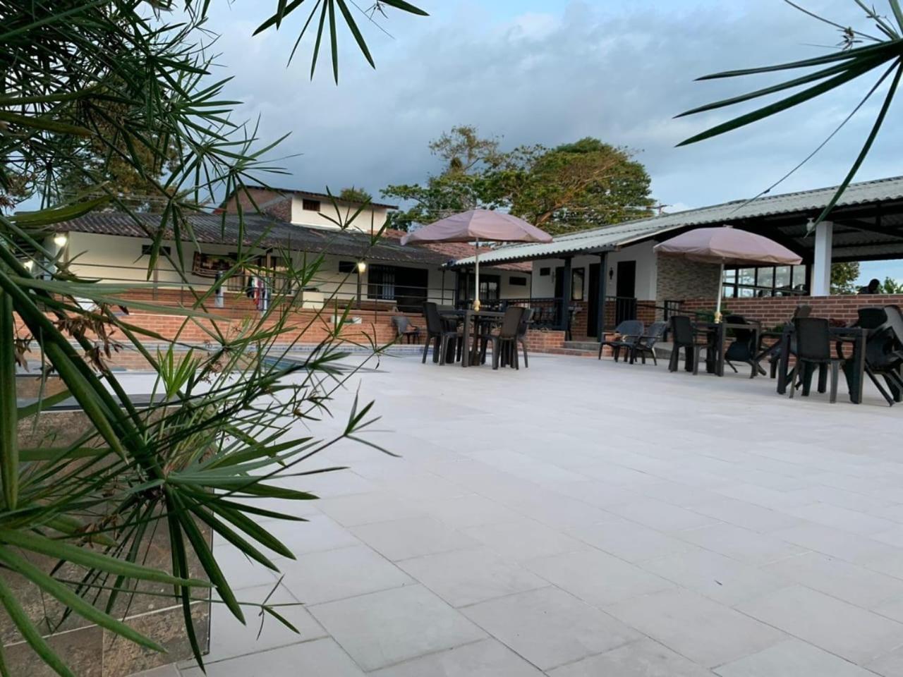 Finca Hotel El Saman De Alto Bonito Montenegro Dış mekan fotoğraf